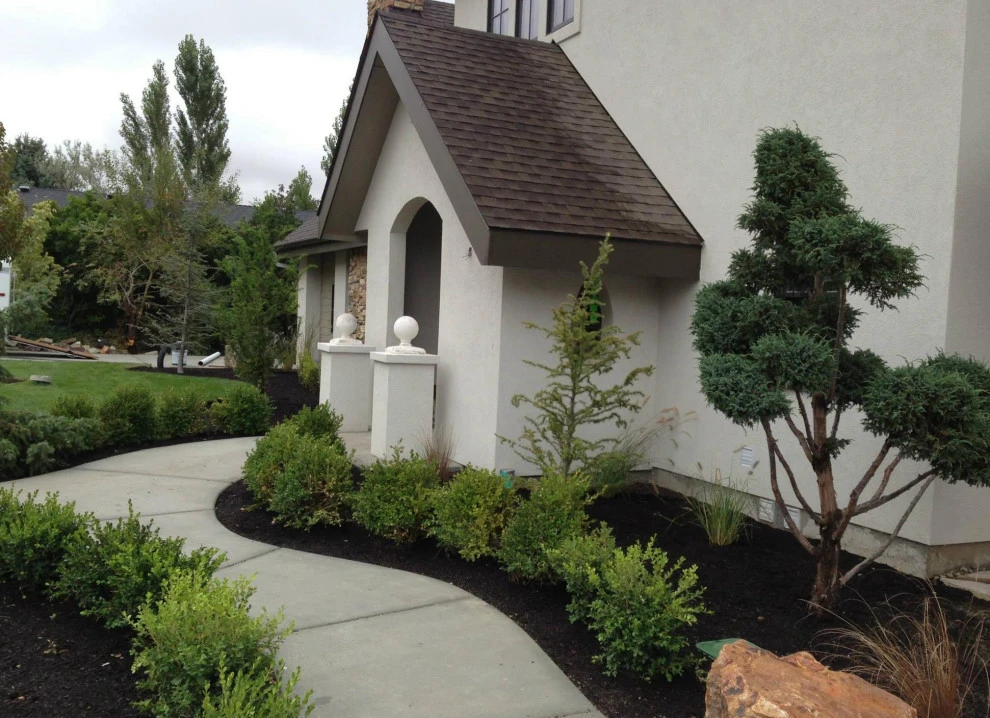 Landscape Designs by Diamond Lawns - Photo 6