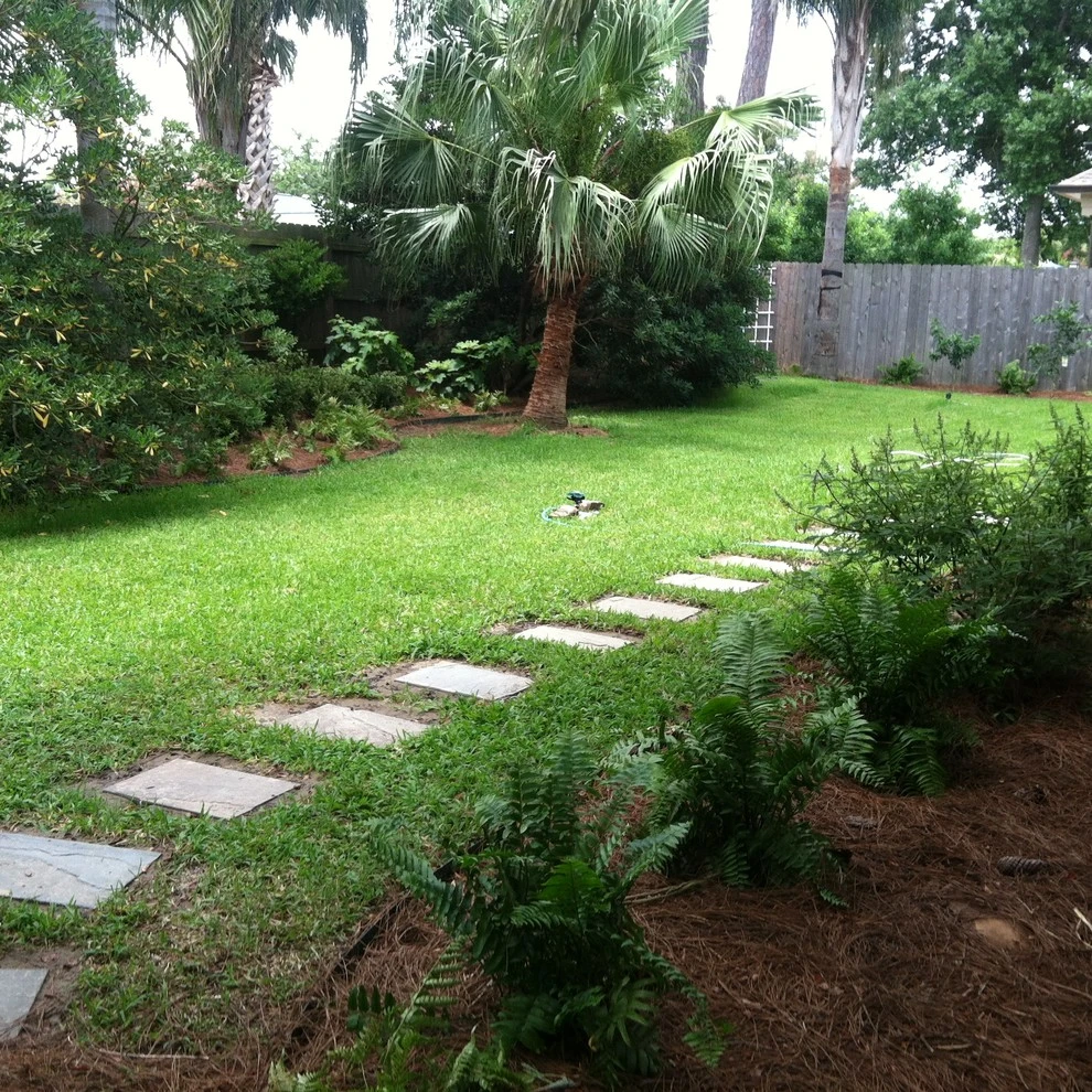 Lakeview Louisiana Understory Landscape by EcoUrban Landscaping - Photo 3