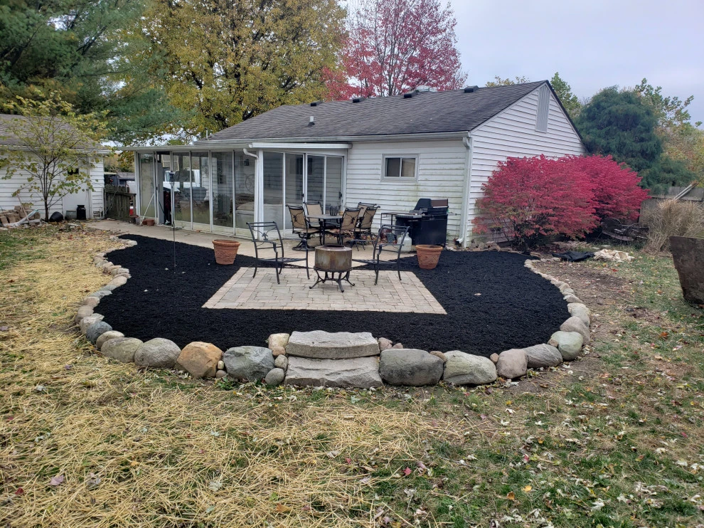 Emerald Meadows Landscaping - Photo 6