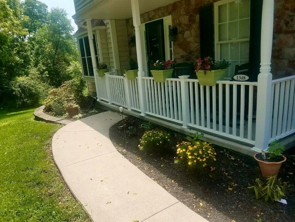 Brison Landscaping - Photo 2