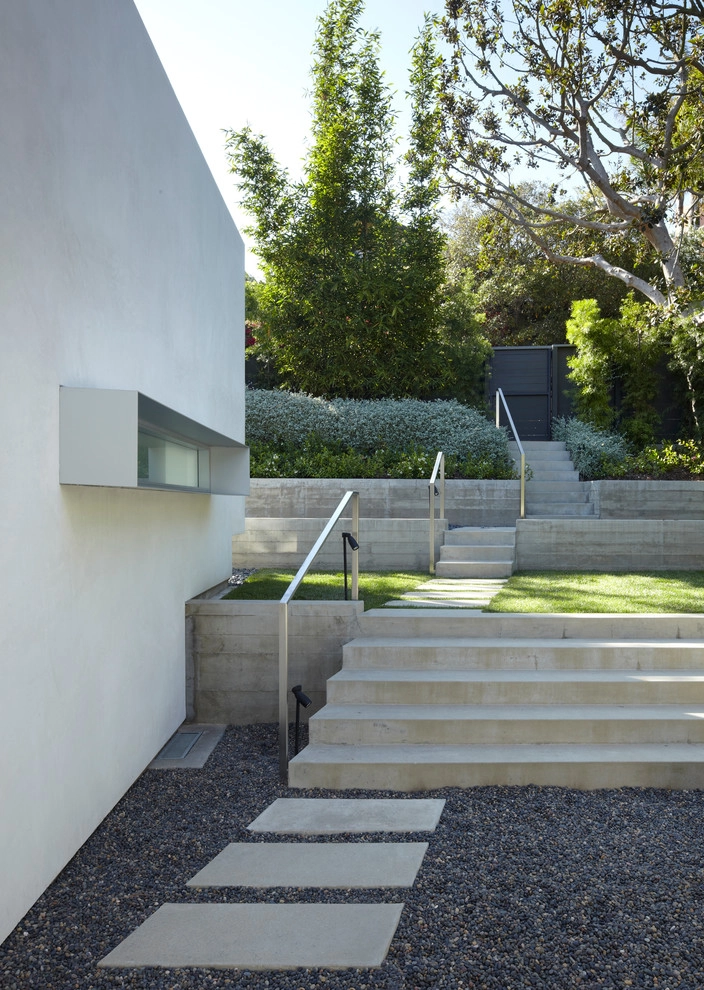 Santa Monica Canyon Residence by GEL: Griffin Enright Landscape - Photo 7