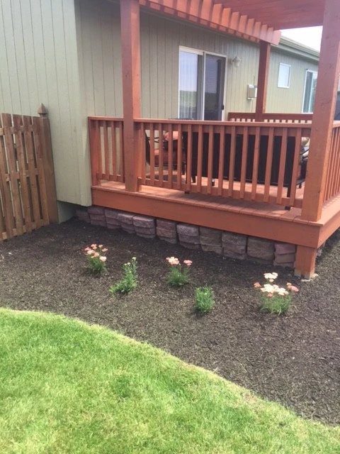 6" Denver Block Wall With Softscape by Above And Beyond Complete Grounds Maintenance - Photo 3