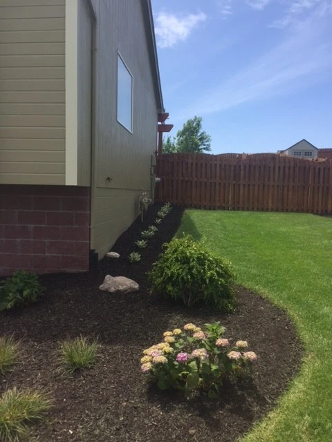 6" Denver Block Wall With Softscape by Above And Beyond Complete Grounds Maintenance - Photo 15