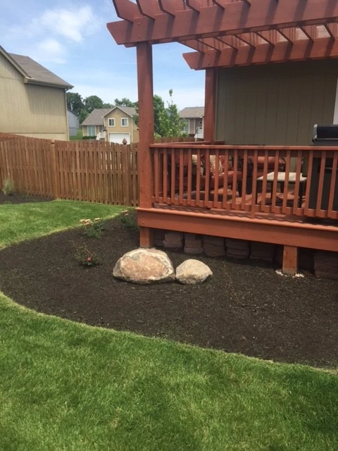 6" Denver Block Wall With Softscape by Above And Beyond Complete Grounds Maintenance - Photo 6