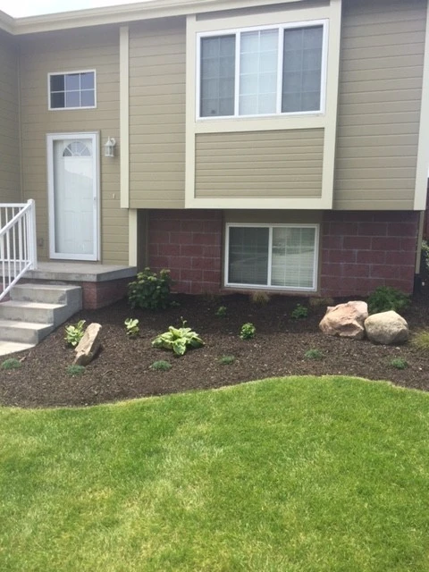 Above And Beyond Complete Grounds Maintenance - Photo 5