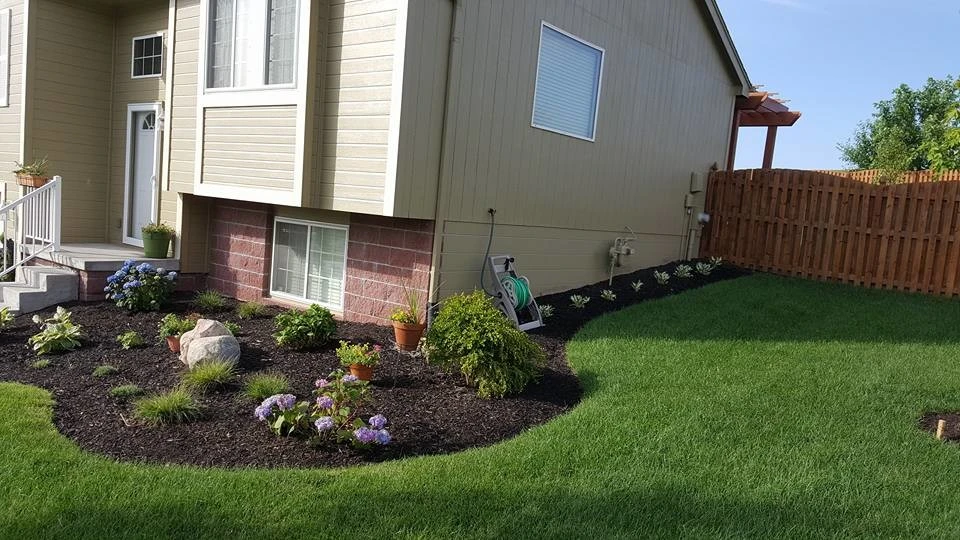 6" Denver Block Wall With Softscape by Above And Beyond Complete Grounds Maintenance - Photo 12