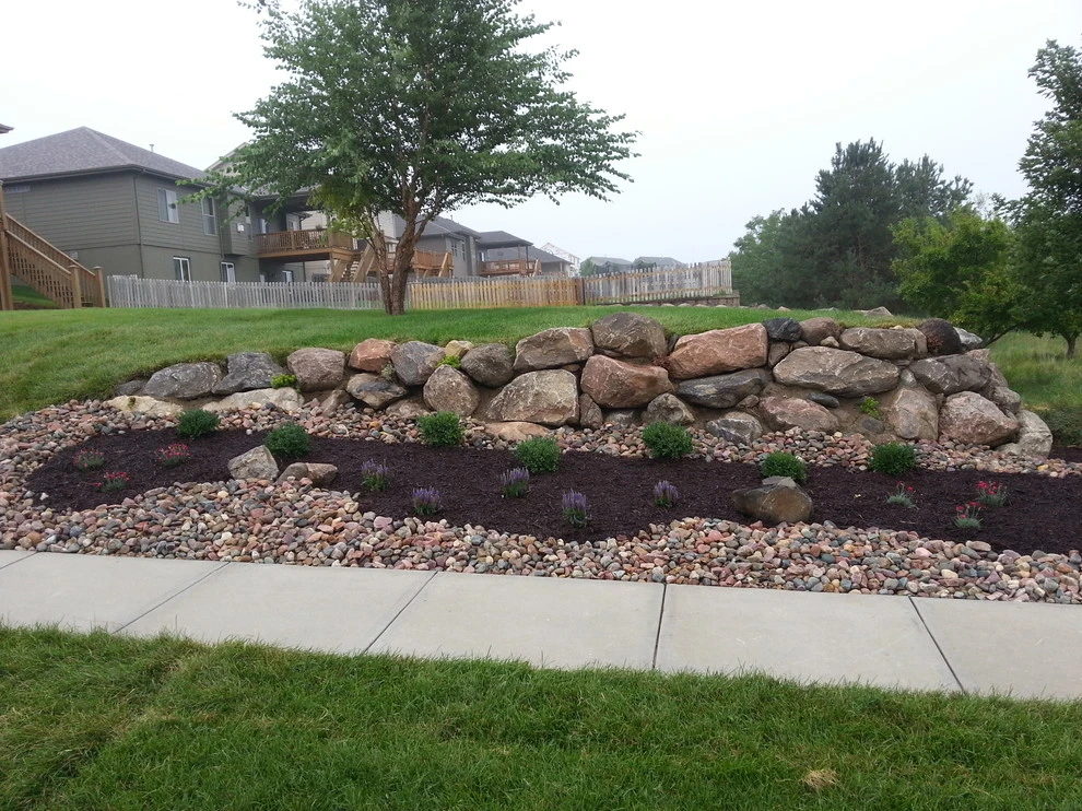 Clifton Retaining Wall by Above And Beyond Complete Grounds Maintenance - Photo 4