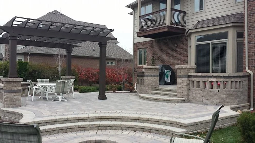 Custom Landscape Services - Photo 2