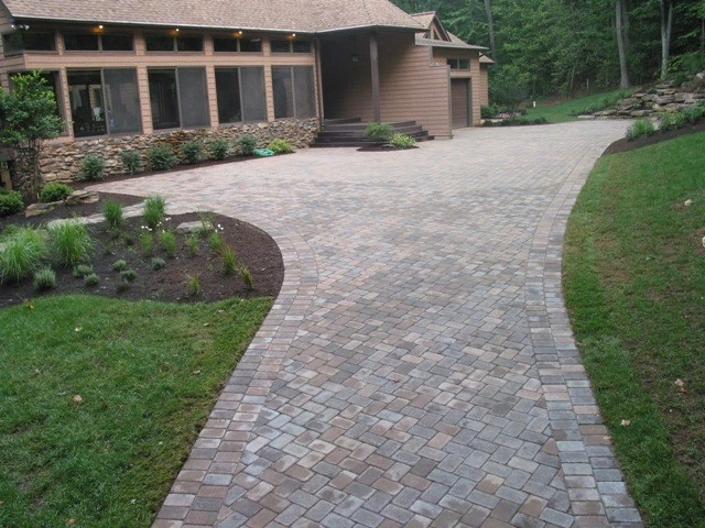 Fischer Landscaping, Inc. - Photo 12