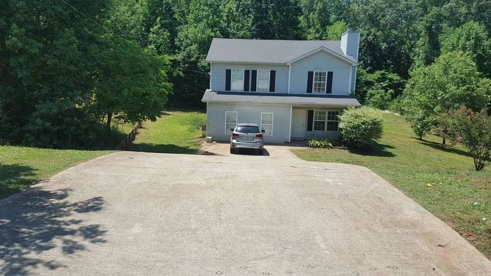 Residential Landscape by Georgia Landscape And Tree Service - Photo 6