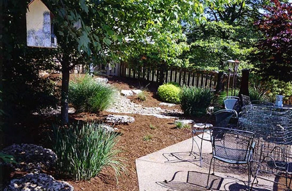 Tracy's Lawn & Landscaping Service LLC - Photo 3