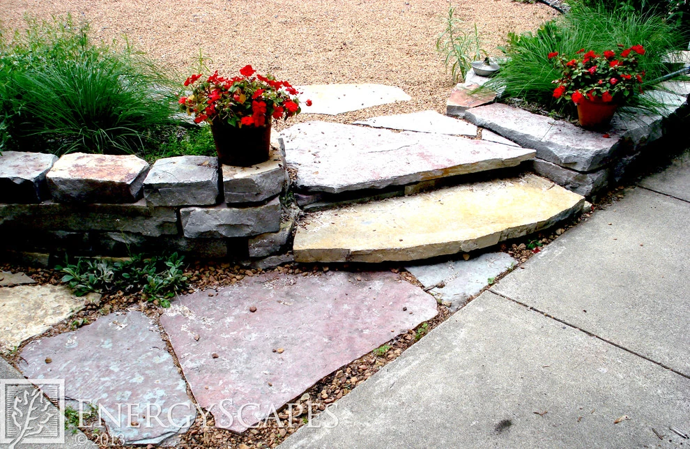 Intimate Backyard Oasis by EnergyScapes - Photo 2