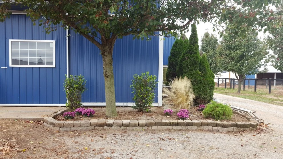 Woodford Co. Saddlebred Farm by 4 Seasons Home & Garden - Photo 13