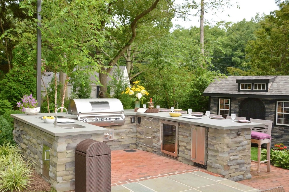 Manor on the Hill by Goldberg & Rodler, Inc. - Photo 4