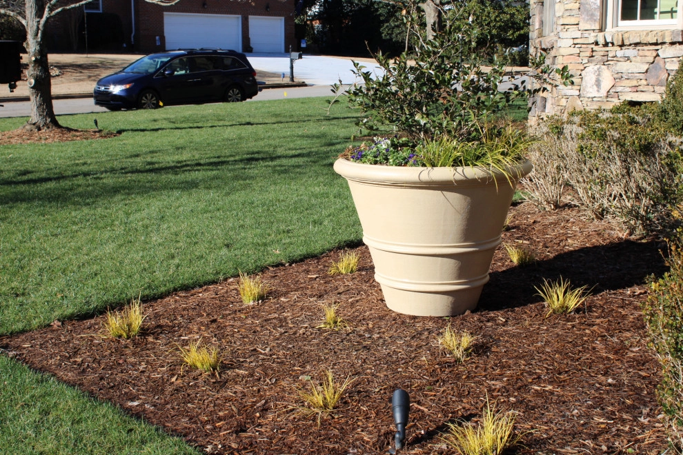 Urns and Outdoor decor by Graham Kimak Landscape Designs - Photo 9