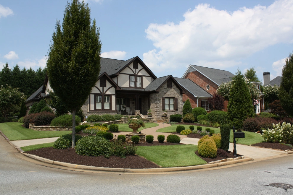 Front Entryways by Graham Kimak Landscape Designs - Photo 5