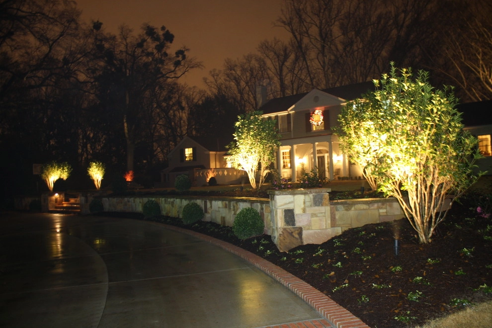 Lighting, Lamp posts, and Lanterns by Graham Kimak Landscape Designs - Photo 7