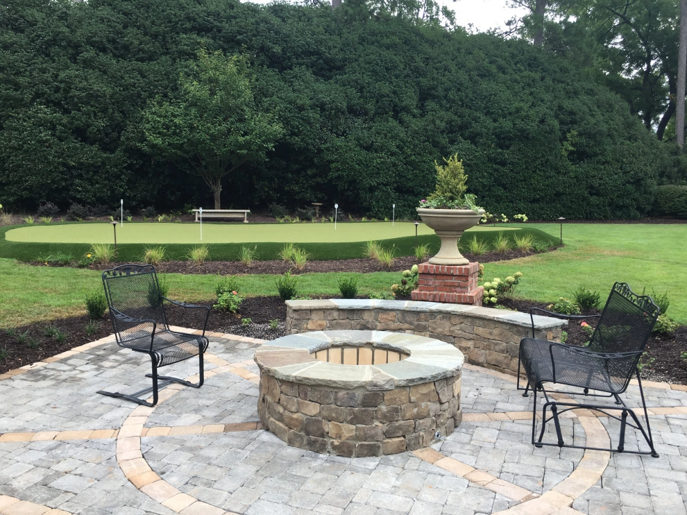 Putting Greens by Graham Kimak Landscape Designs - Photo 7