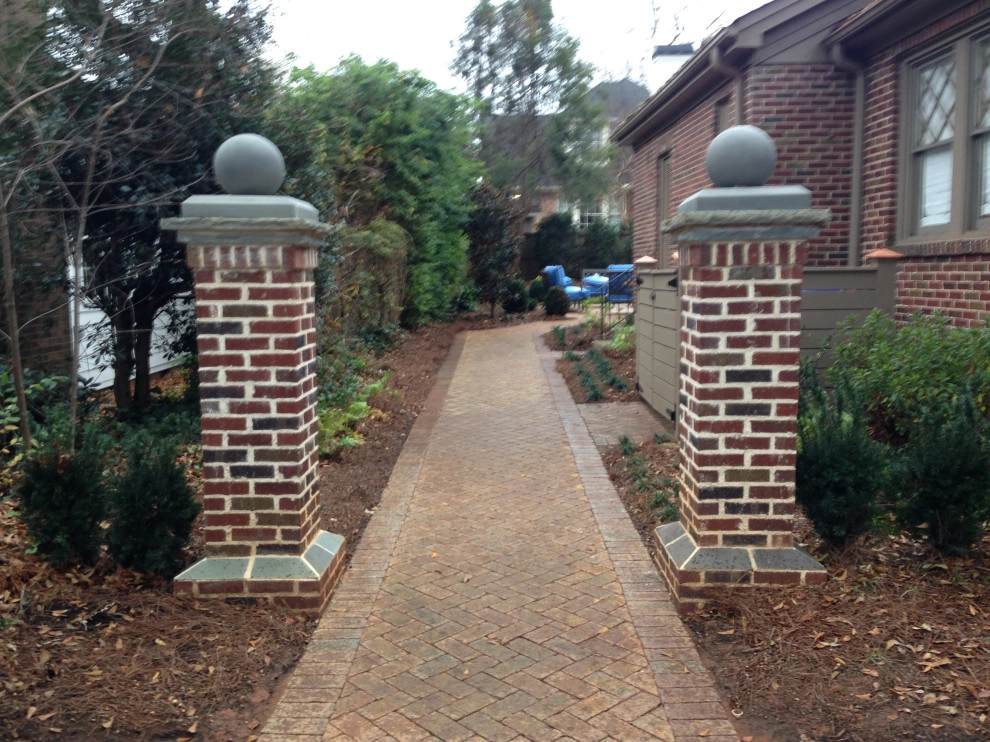Columns and gateways by Graham Kimak Landscape Designs - Photo 4