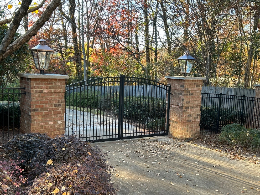 Columns and gateways by Graham Kimak Landscape Designs - Photo 9