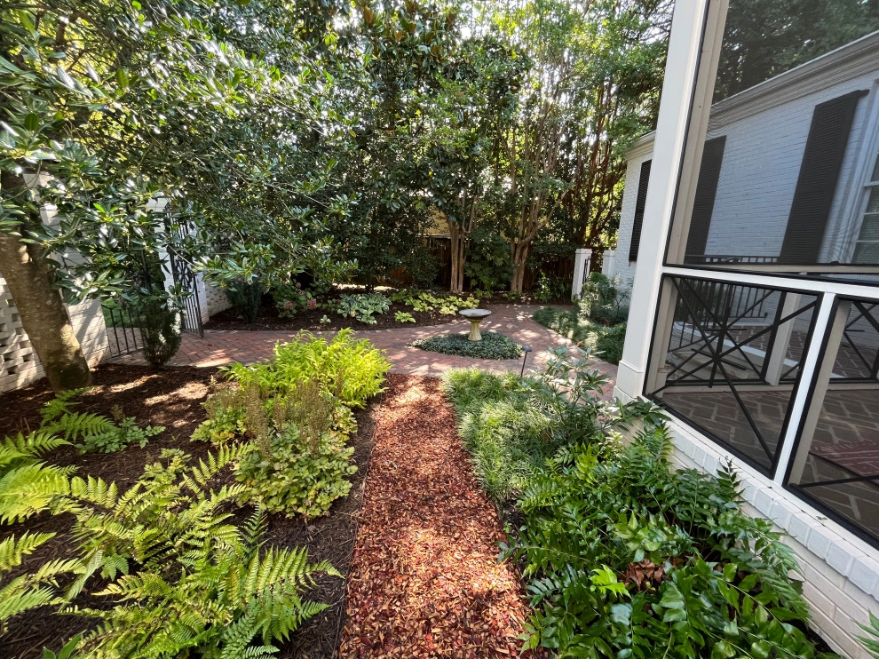 Gates and walkways & paths by Graham Kimak Landscape Designs - Photo 4