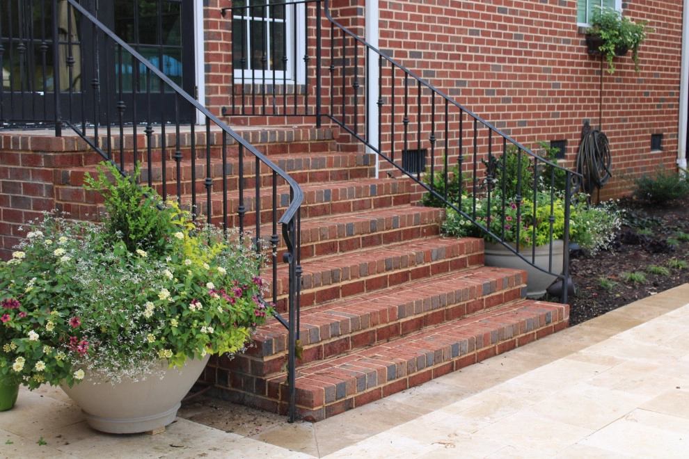 Urns and Outdoor decor by Graham Kimak Landscape Designs - Photo 13