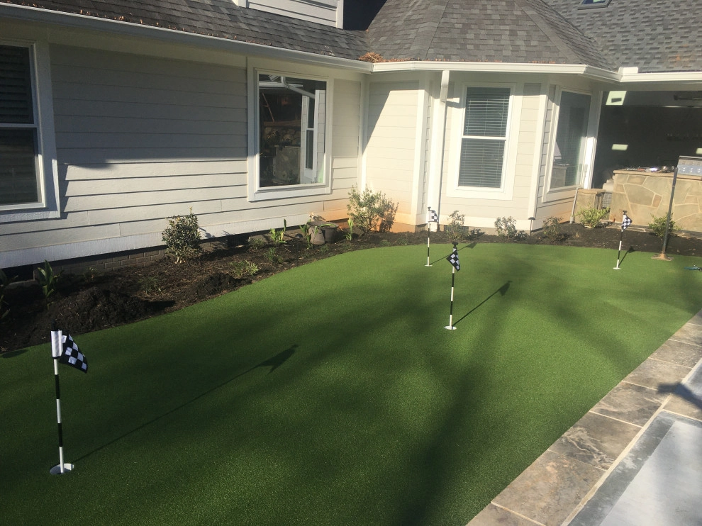 Putting Greens by Graham Kimak Landscape Designs - Photo 5