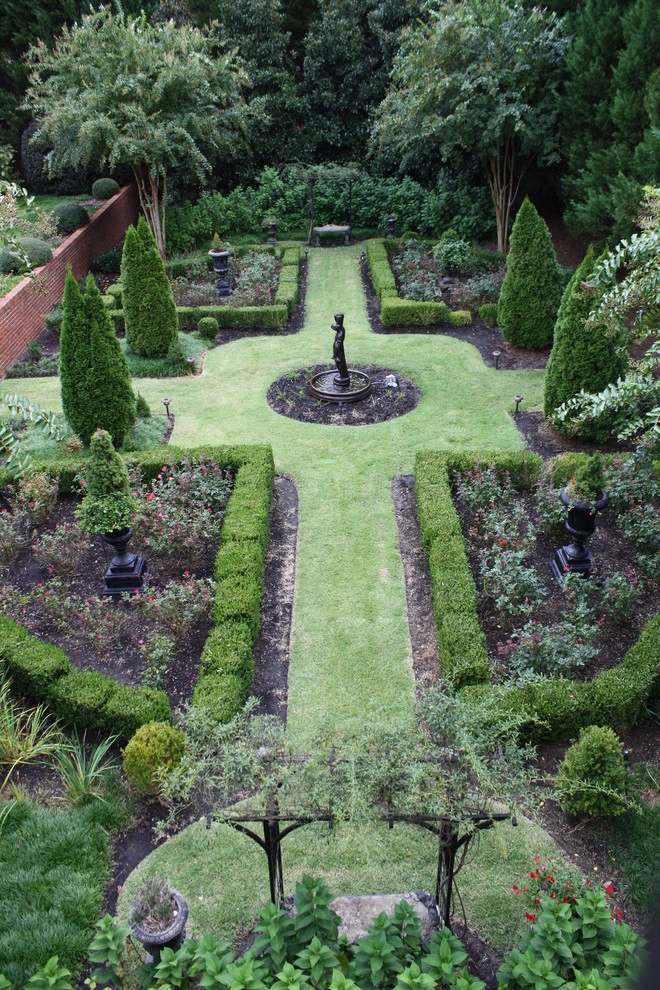 Full yard by Graham Kimak Landscape Designs - Photo 7