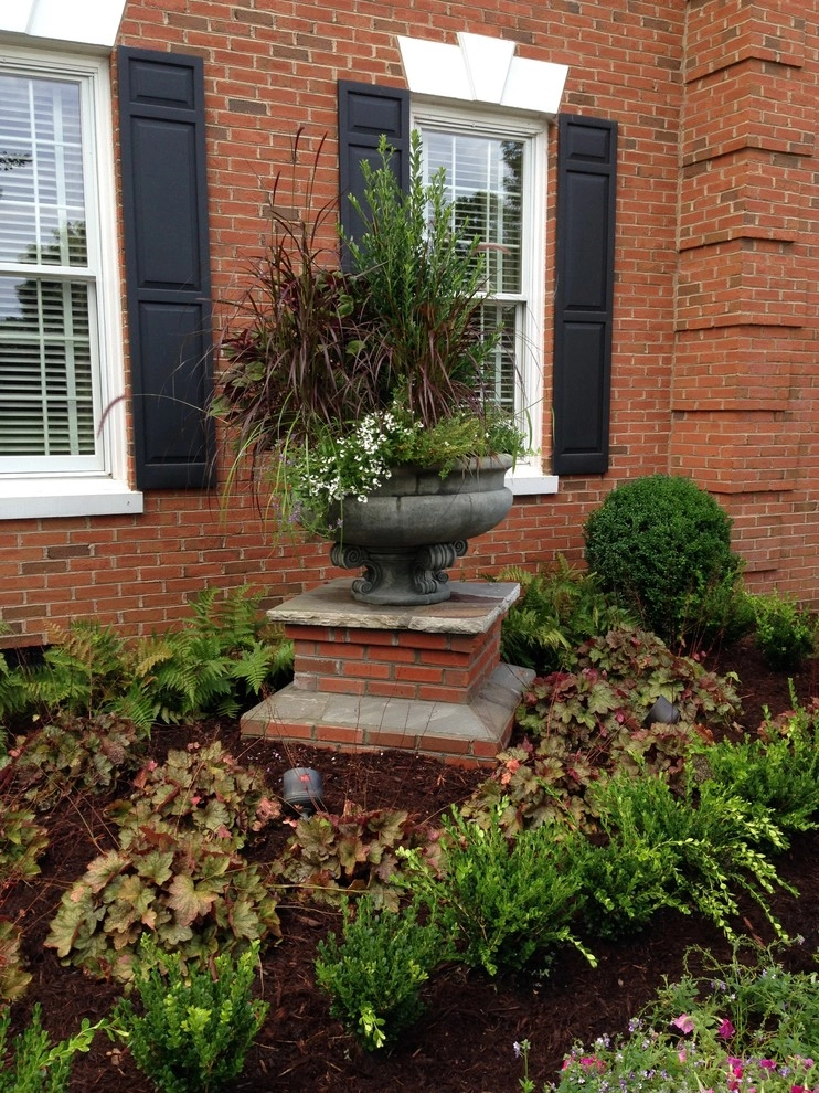 Urns and Outdoor decor by Graham Kimak Landscape Designs - Photo 32