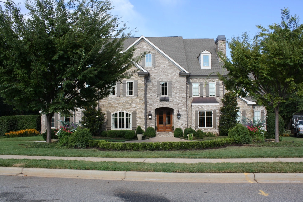 Front Entryways by Graham Kimak Landscape Designs - Photo 10
