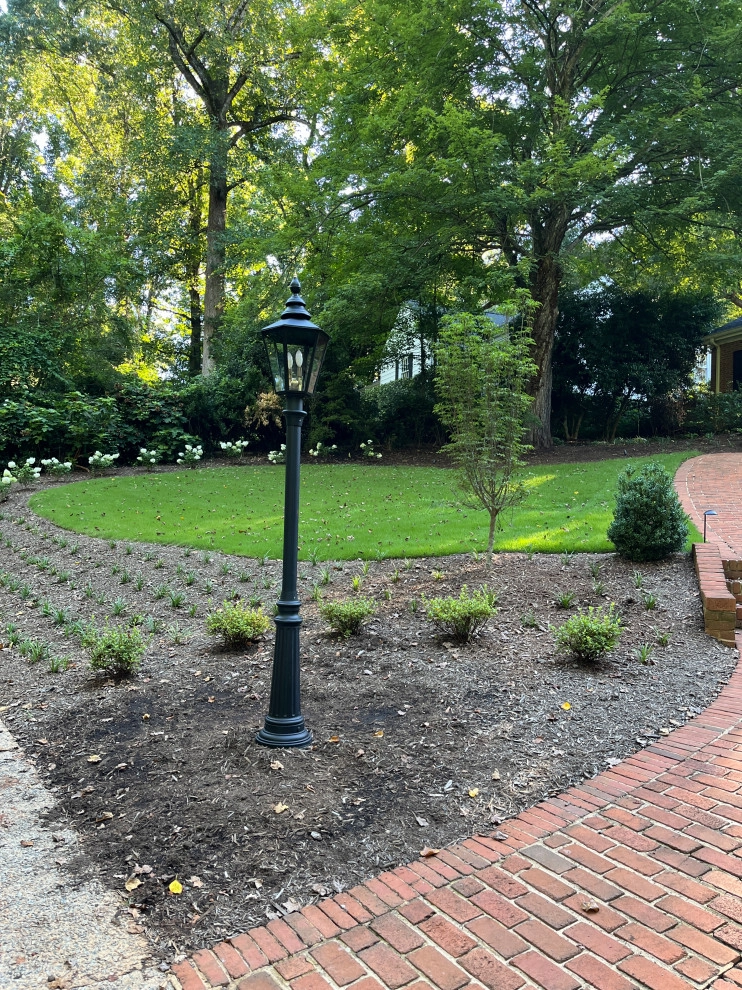 Lighting, Lamp posts, and Lanterns by Graham Kimak Landscape Designs - Photo 22