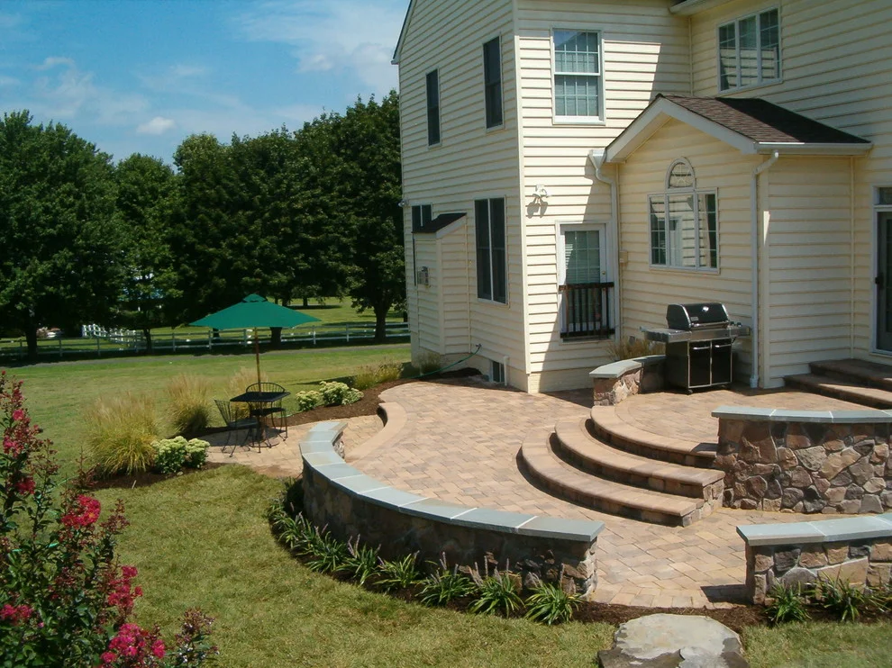LCA Inc. - Photo 3