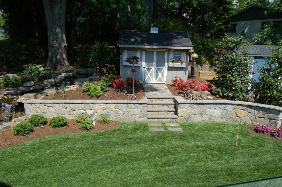LCA Inc. - Photo 4