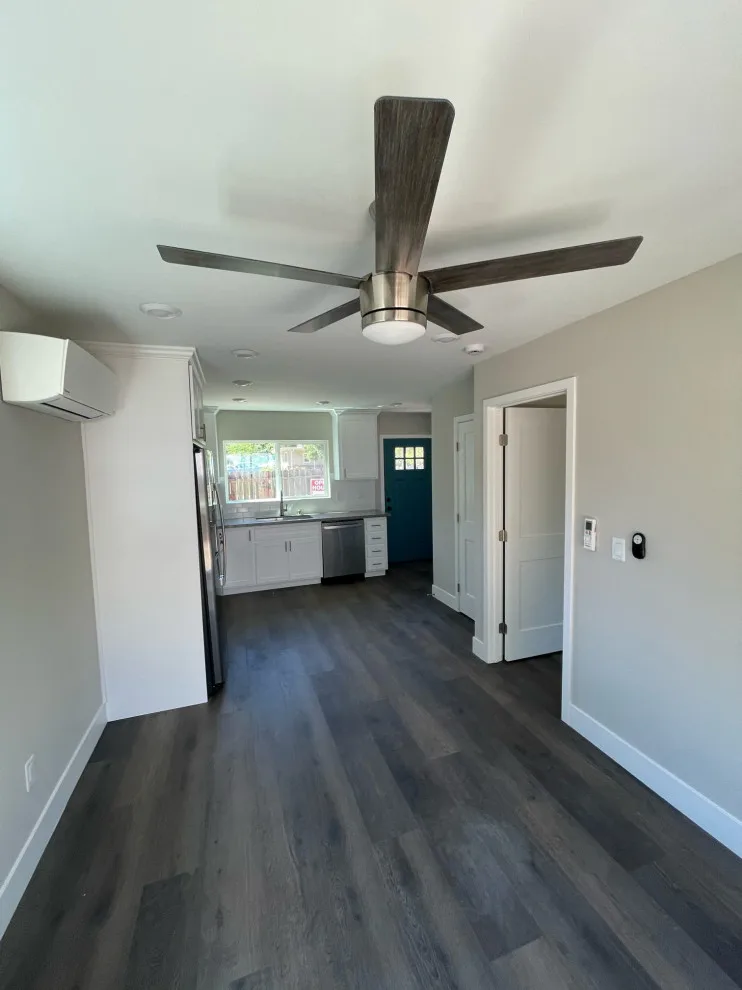 House On The Hill Construction LLC - Photo 10