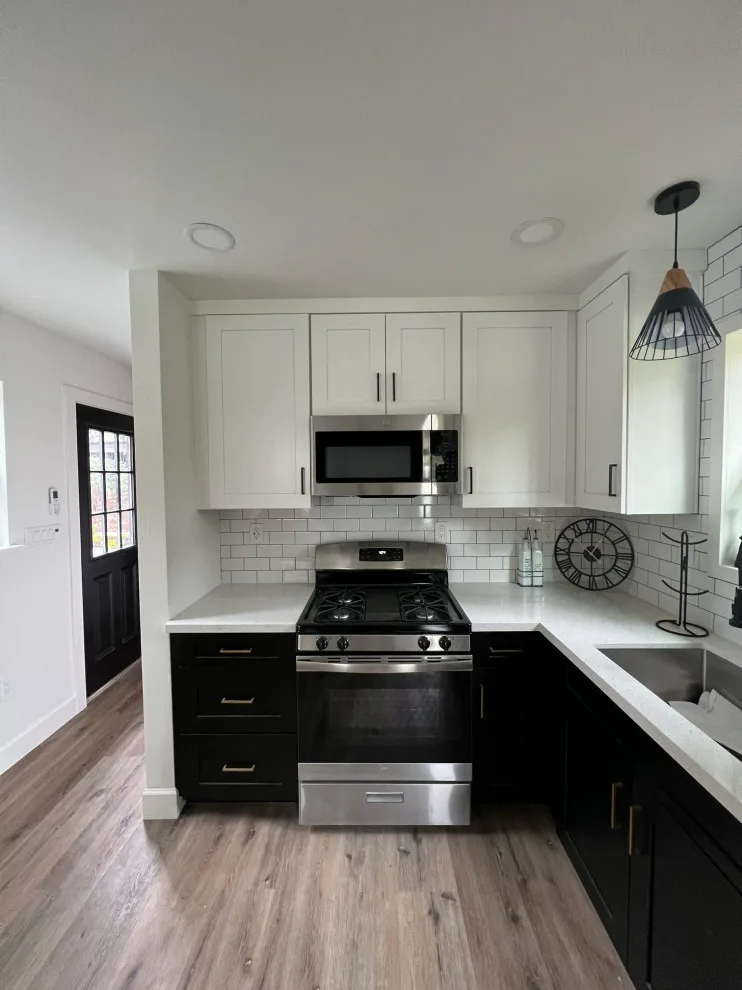 House On The Hill Construction LLC - Photo 14