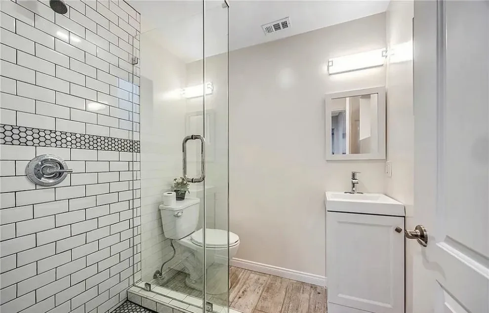Accessory Dwelling Unit Transformation and Contemporary Enhancement by Build Construction Corporation - Photo 4