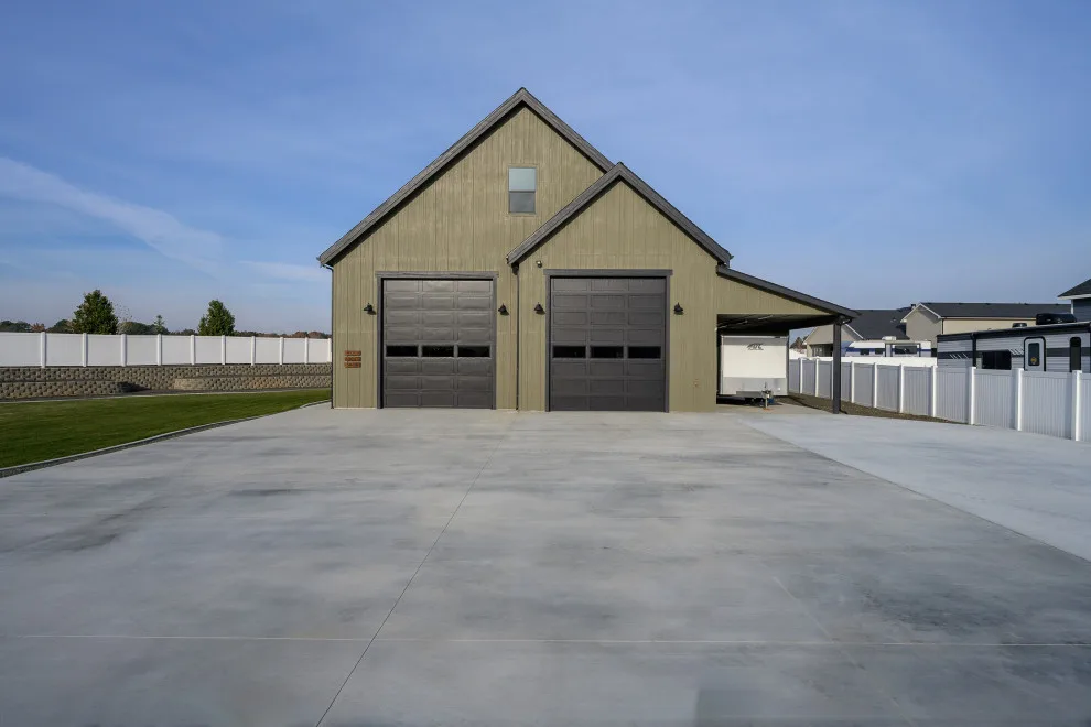 Woodwright Custom Builders LLC - Photo 11