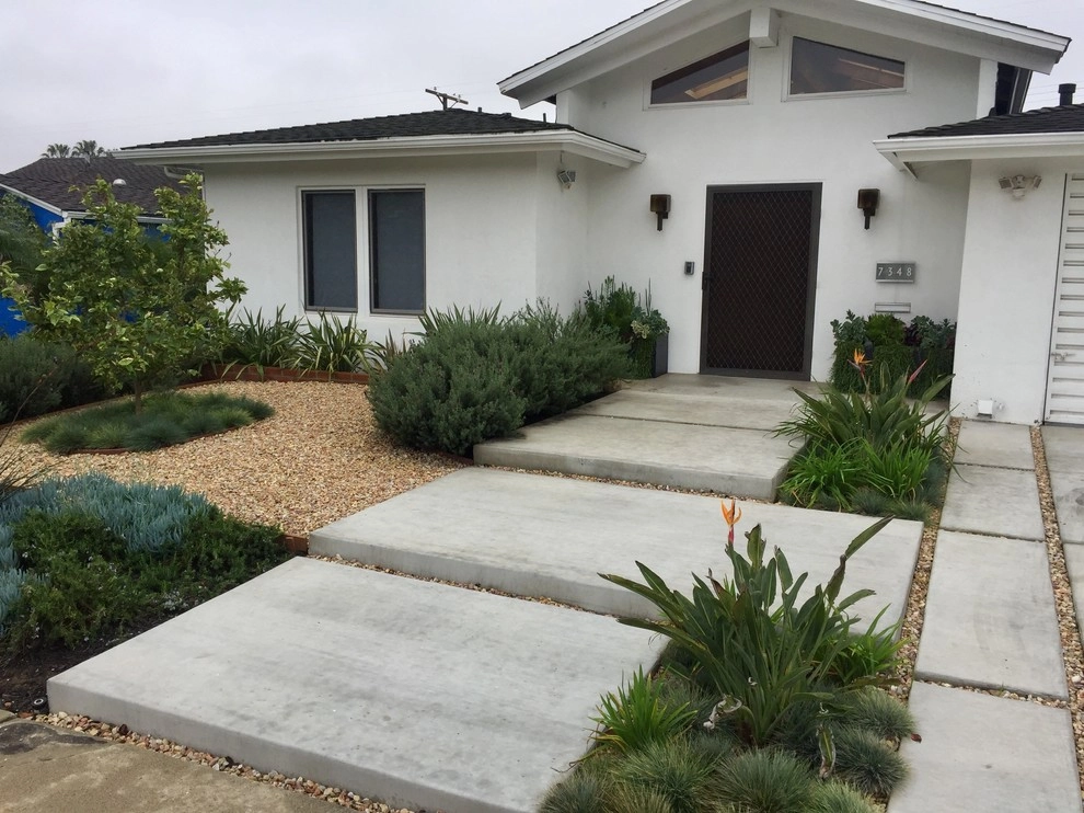 California Native Beach House by Gravel And Green - Photo 3