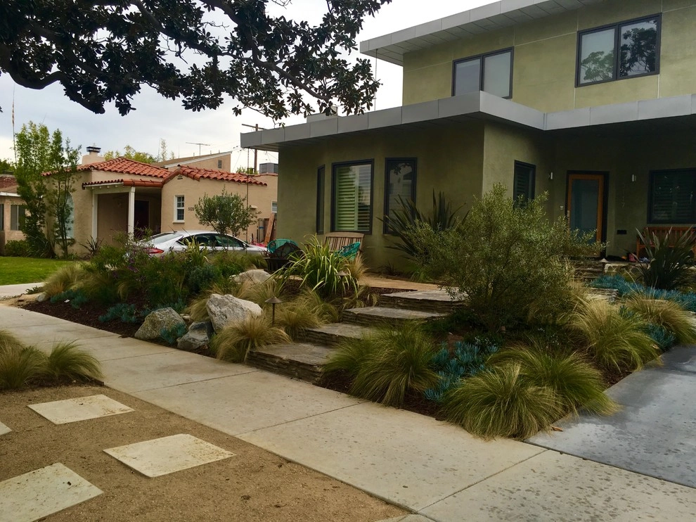 Drought Tolerant Front Patio by Gravel And Green - Photo 3