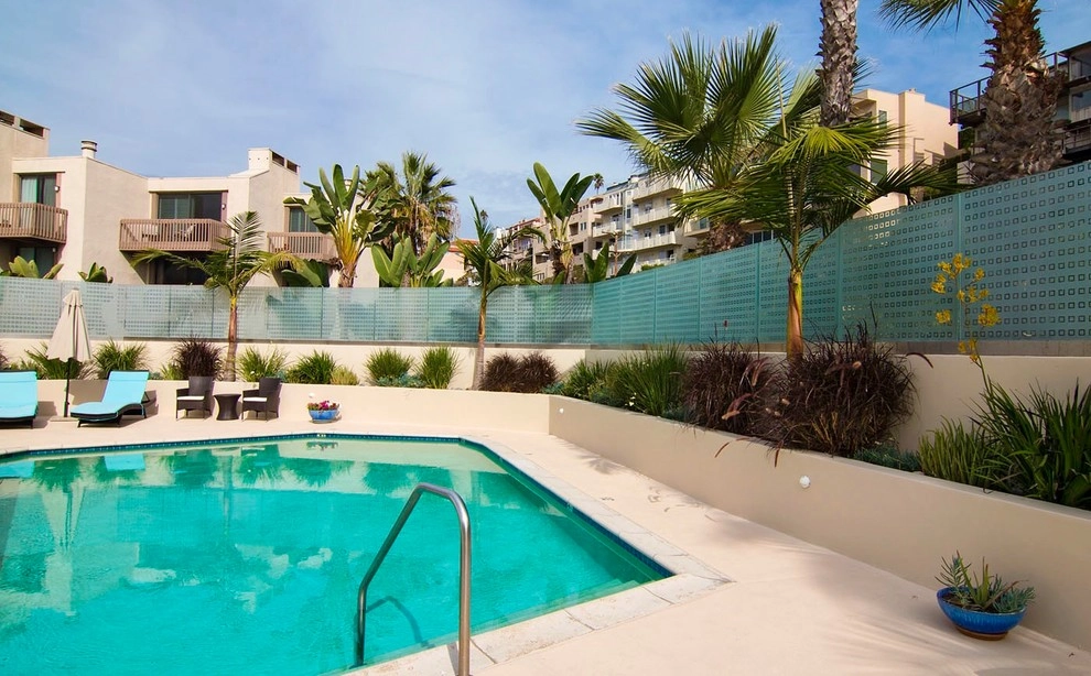 Backyards with Water Features, Pools and Spas by Gravel And Green - Photo 2