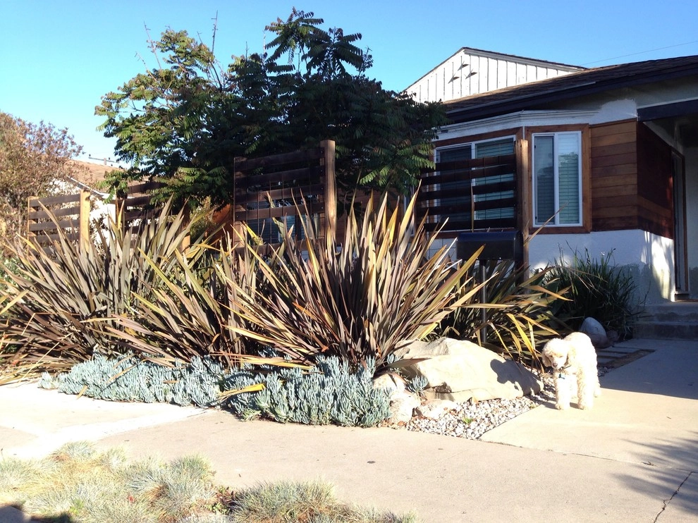 Front Entry Ways by Gravel And Green - Photo 4