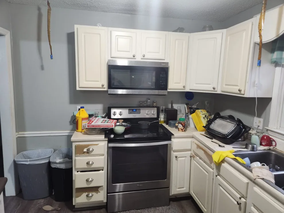 Contemporary Kitchen Makeover by Building Impact LLC - Photo 4