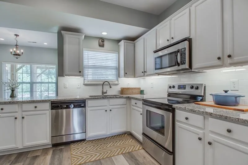 Frank's Home Maintenance And General Contracting - Photo 9