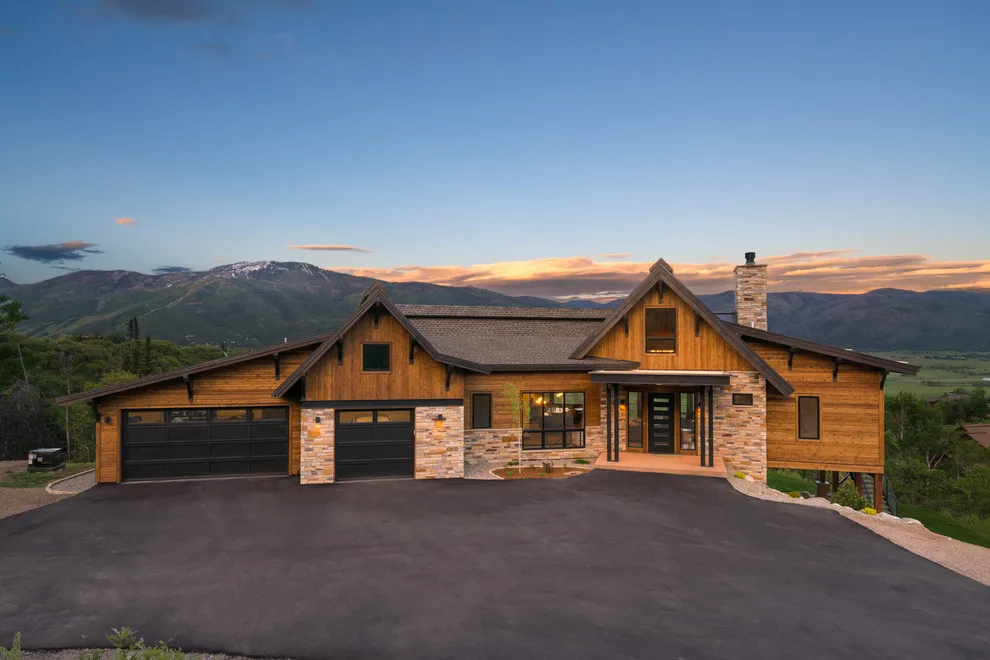 Agate Creek Bespoke Residence by Amaron Folkestad GC Steamboats Builder - Photo 12