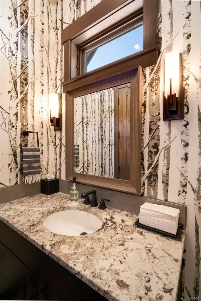 Agate Creek Bespoke Residence by Amaron Folkestad GC Steamboats Builder - Photo 5