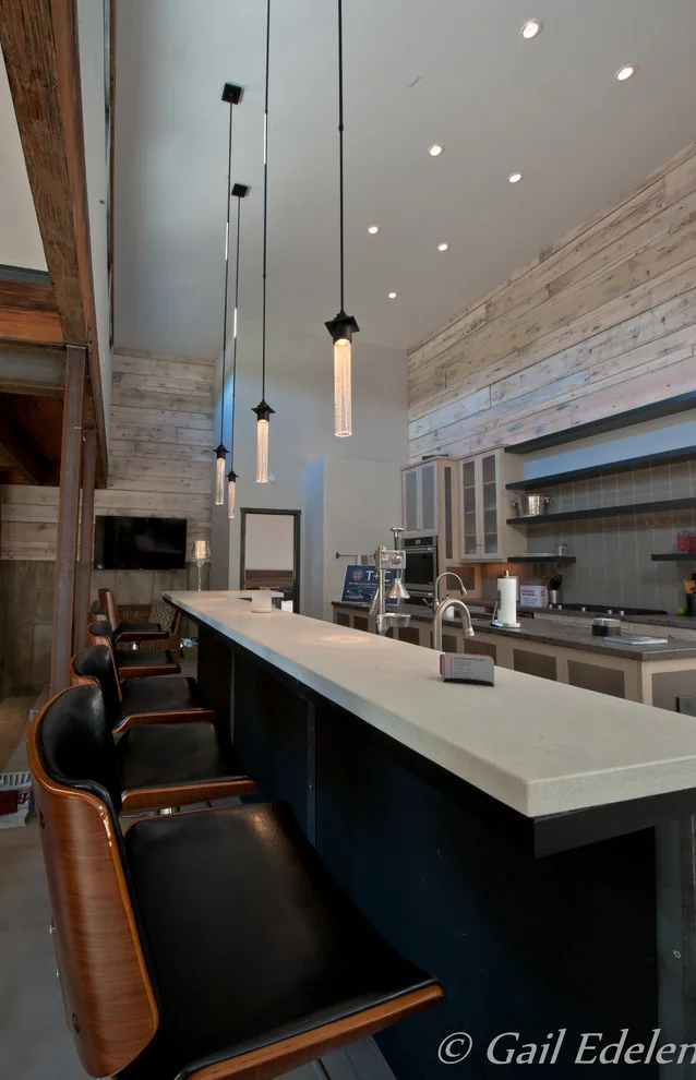Aguilar Custom Rustic Modern Residence by JITA Contracting, Inc - Photo 17