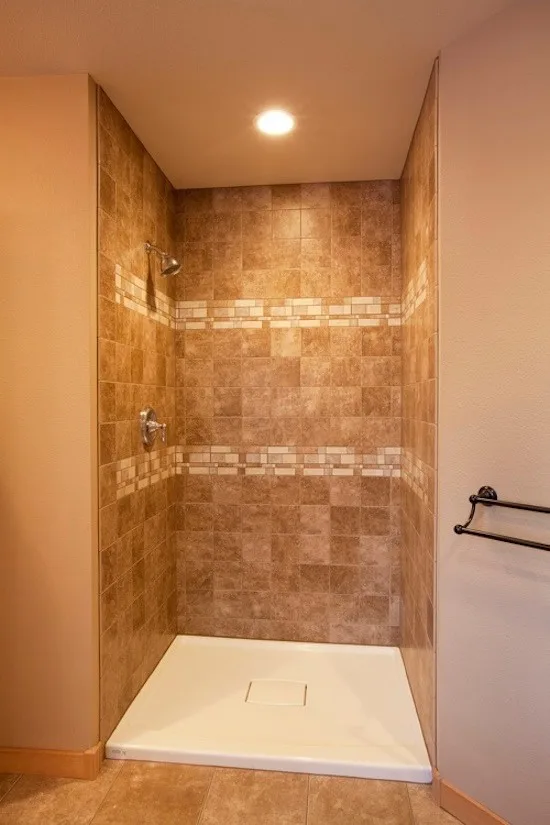 Alaskan Artisan by Homan Inc. - Photo 2
