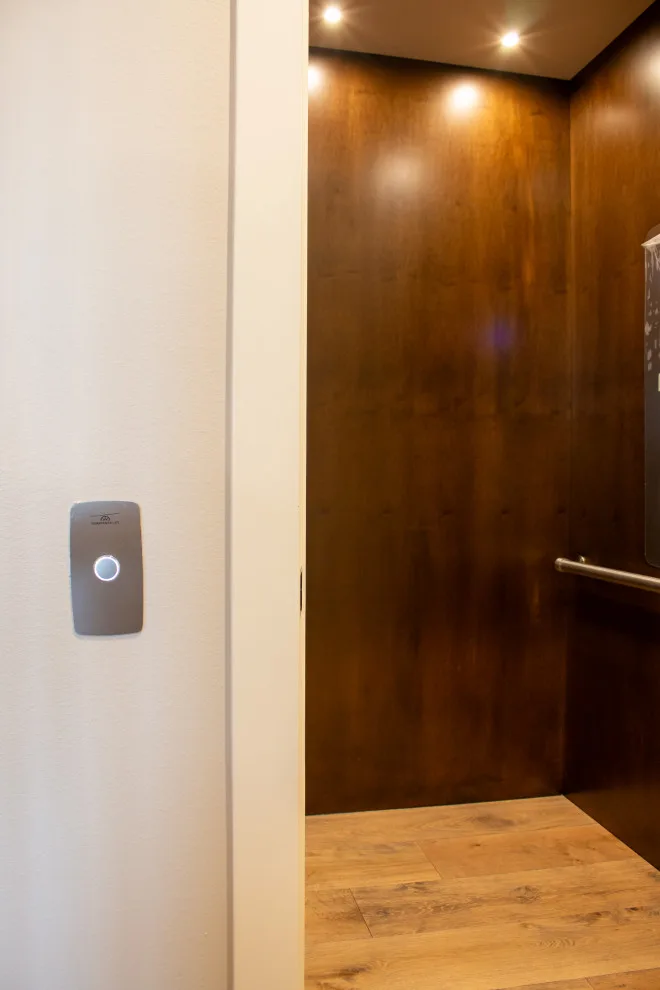 Robbins Construction - Photo 9