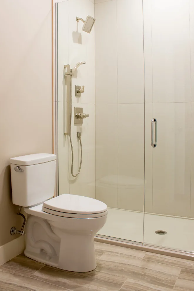 Albright Classic Residence - Bedroom & Bathroom by Robbins Construction - Photo 7