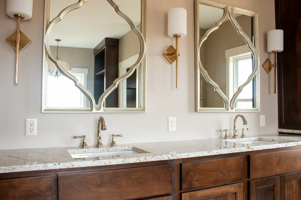 Albright Classic Residence - Bedroom & Bathroom by Robbins Construction - Photo 3